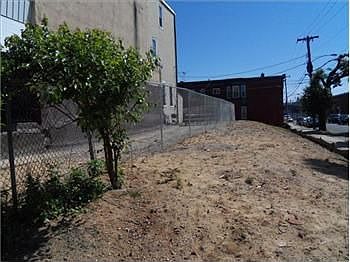 1st image of 1246 W Lehigh Ave