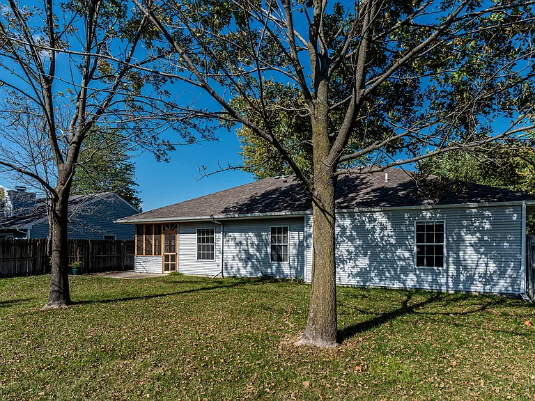 1416 Whitburn Dr — Photo 25