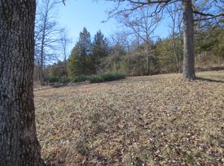 16 Serenity Ln, Galena, MO 65656