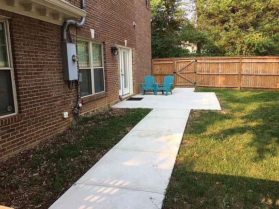 4th image of 5627 Bradley Blvd #1