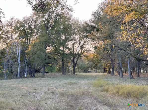 735 Old Zorn Rd, San Marcos, TX 78666