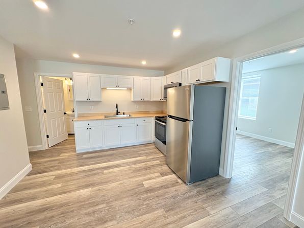 37 Cottage St #C