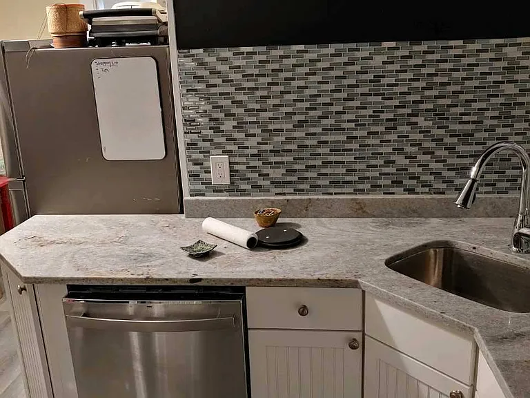 12-14 Hancock St #1 — Photo 2