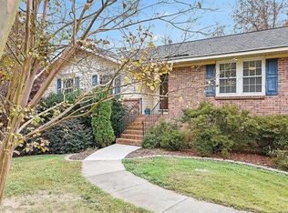 1049 Buckingham Ave, Gastonia, NC 28054