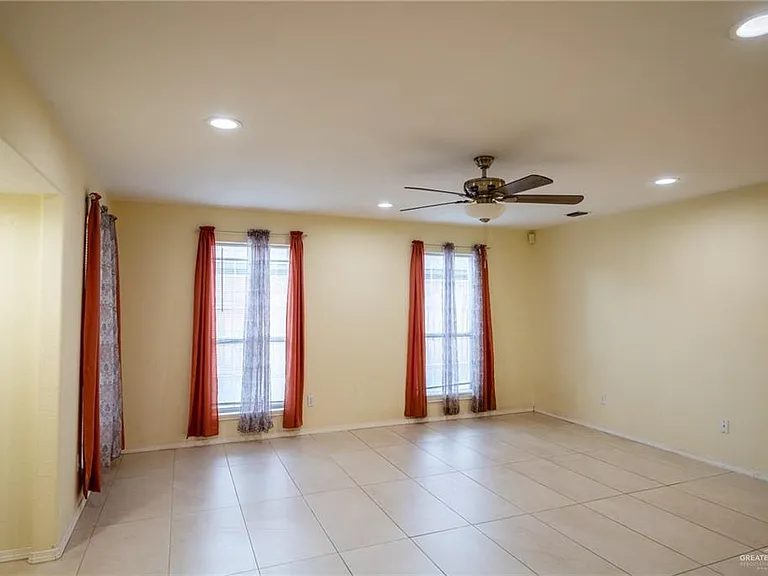 1901 Duke Ave — Photo 17