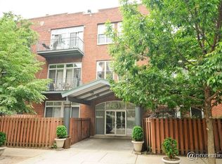 2333 W Saint Paul Ave APT 209, Chicago, IL