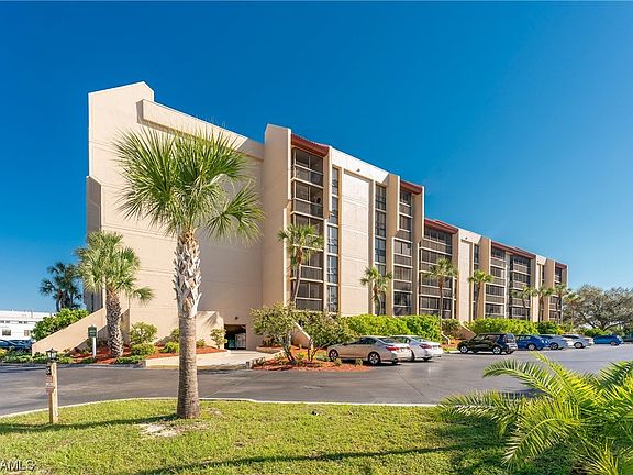 3rd image of 21405 Olean Blvd APT 320