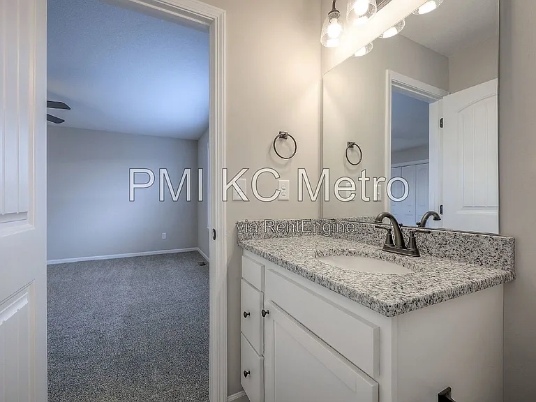 2709 Chasehire Dr — Photo 29