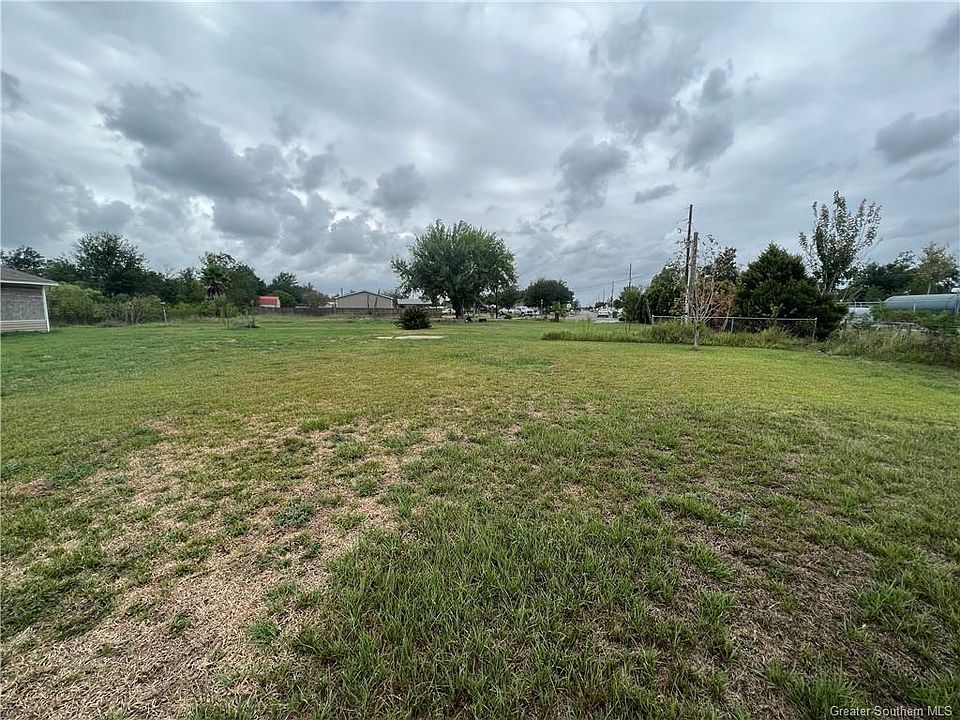 2nd image of 7321 Flounder Dr