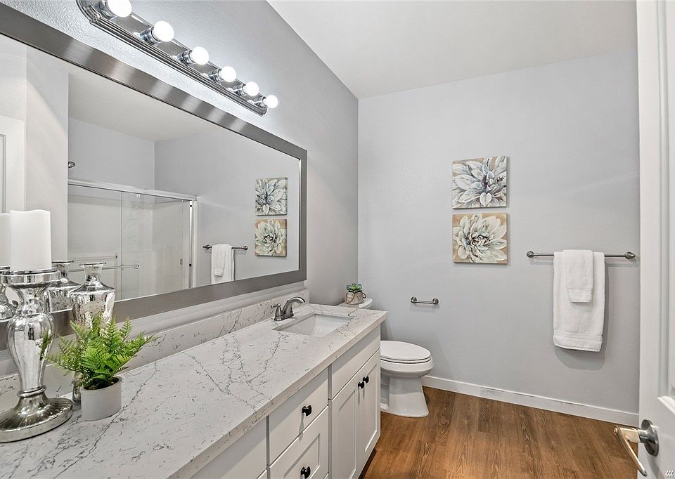1st image of 22621 NE Alder Crest Dr Unit 101
