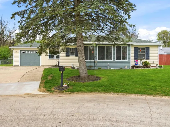 2101 E Grace Ct, Muncie, IN 47302