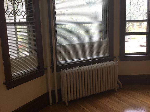 4th image of 1188 Dayton Ave APT 1