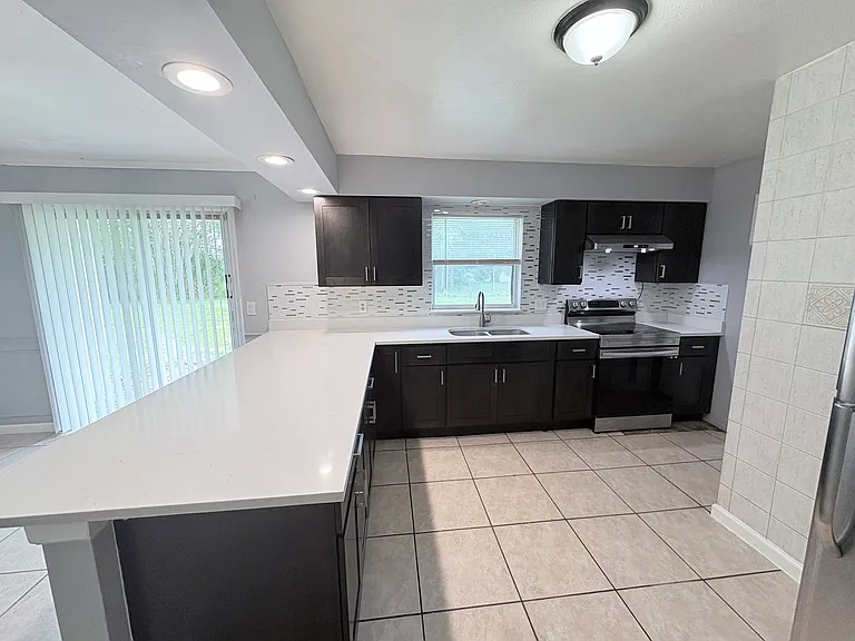 4428 Carousel Rd — Photo 10