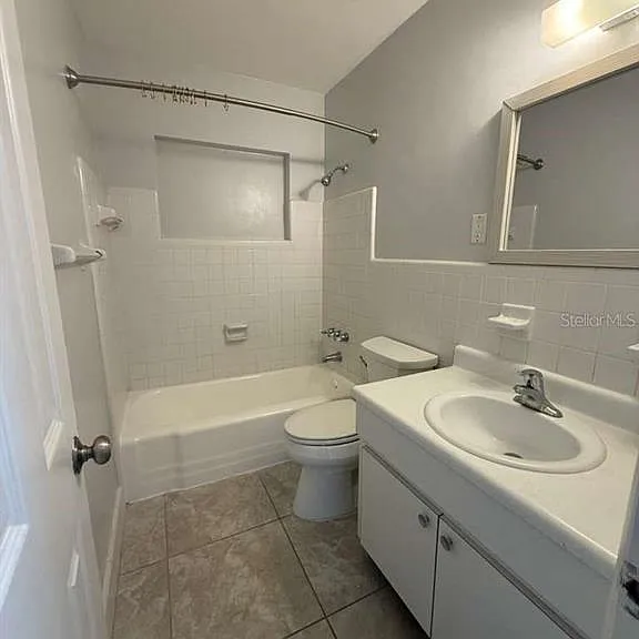 22189 Laramore Ave — Photo 5