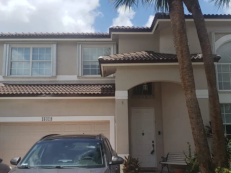 16419 Sapphire Pl — Photo 2