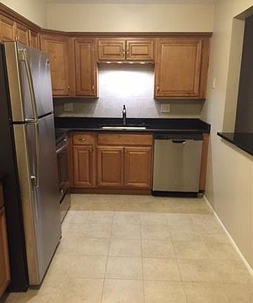 4th image of 4835 Briarwood Ave APT 2
