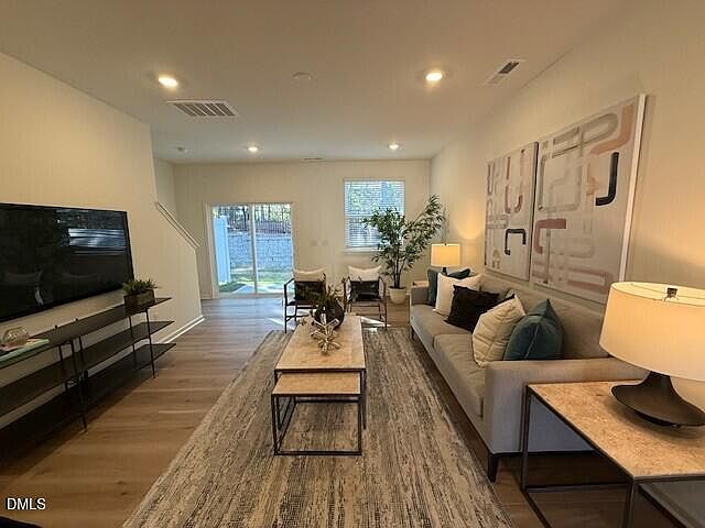 1st image of 10555 Brookside Reserve Rd