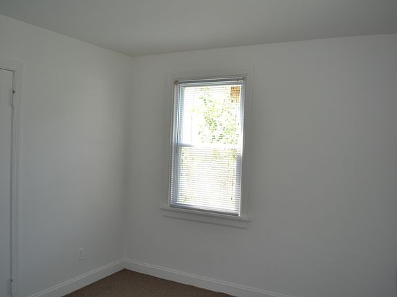 5th image of 3202 Alvis Avenue