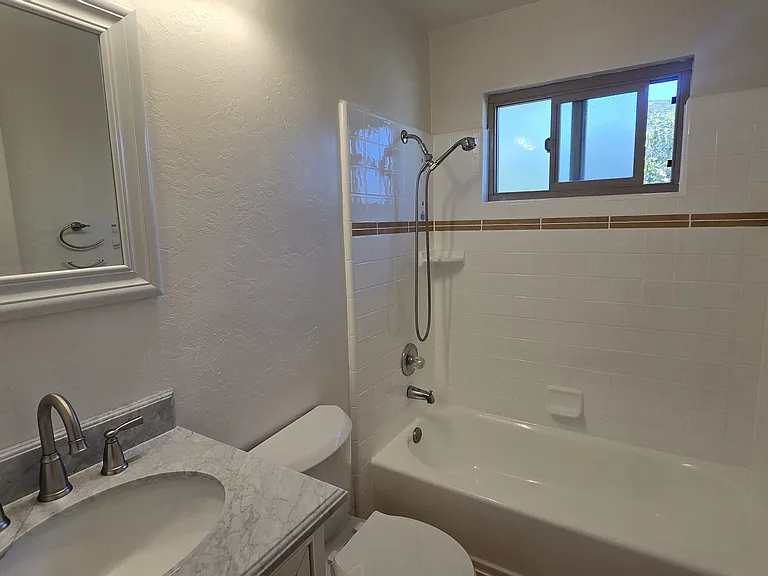 4465 Diamond St #4 — Photo 7