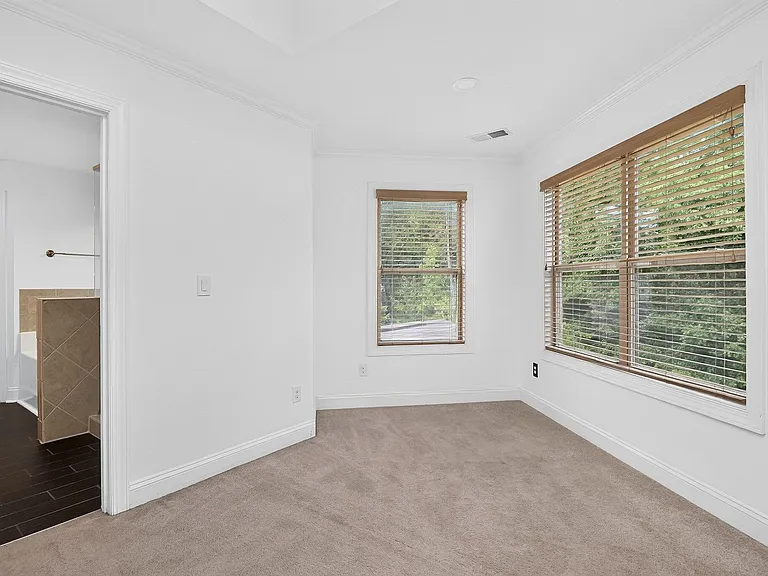 549 Daventry Ct — Photo 24