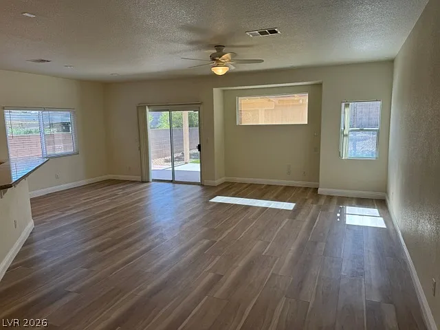 3203 Stratford Hall Ct — Photo 6