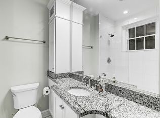 2712 E Franklin St, Richmond, VA 23223