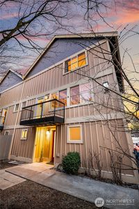 838 NW 52nd Street UNIT B, Seattle, WA, 98107