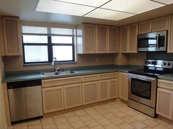 4th image of 16141 Blatt Blvd APT 406