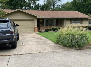 2649 E Madison St, Springfield, MO 65802