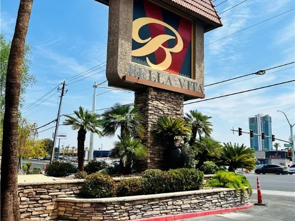 5471 Indian River Dr Unit 403, Las Vegas, NV 89103