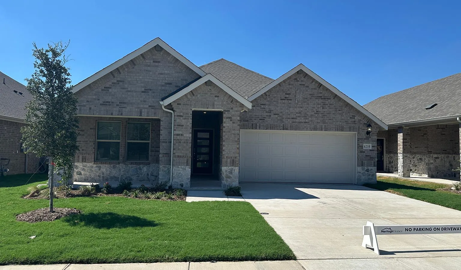 4 bed, 2059 sqft, $2,395 — Photo 3
