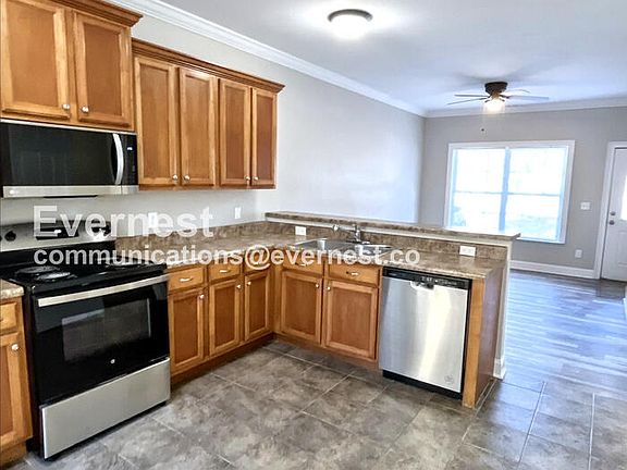 3rd image of 13 Brown Estates Dr