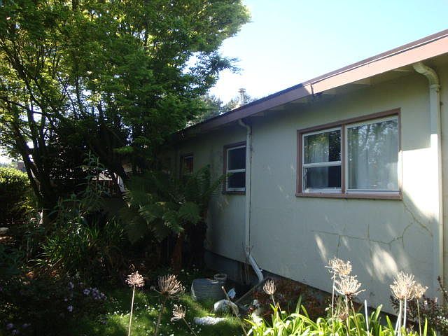 2nd image of 1851 McFarlan St