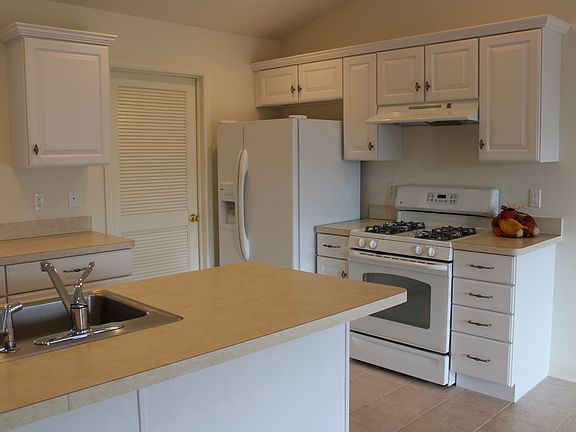 5th image of 6 Tillbrook Ct #W104