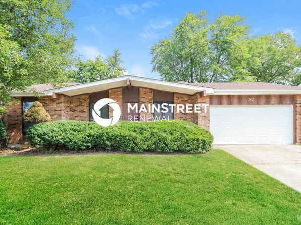 742 Doyne Dr