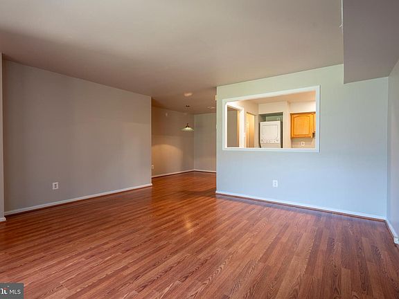 3rd image of 78 Ramsgate Ct