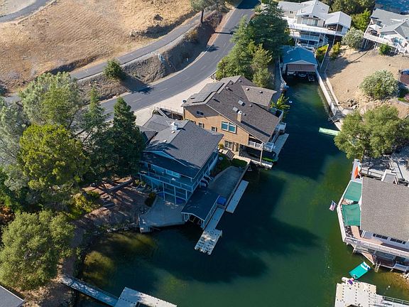 5th image of 743 Sandy Bar Dr