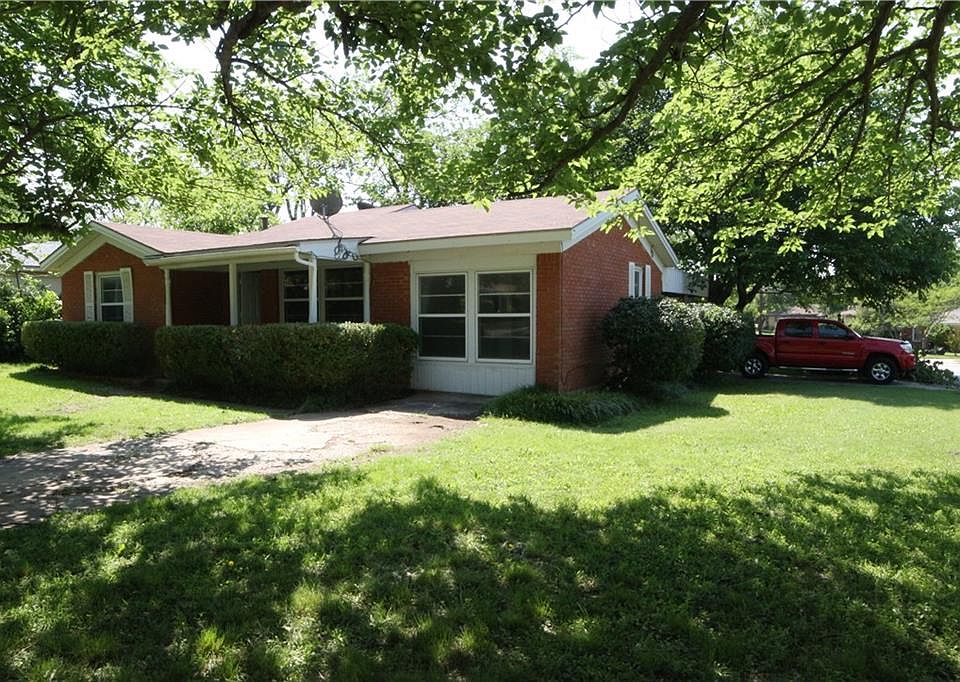 1st image of 600 Odie Dr
