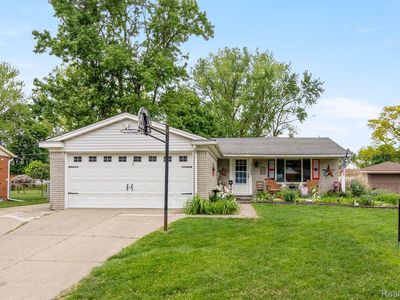 2135 Minerva St, Westland, MI, 48186