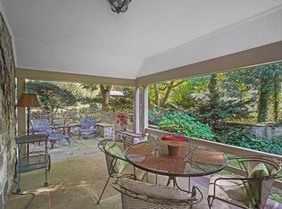 814 Farr Pl, Reading, PA 19611