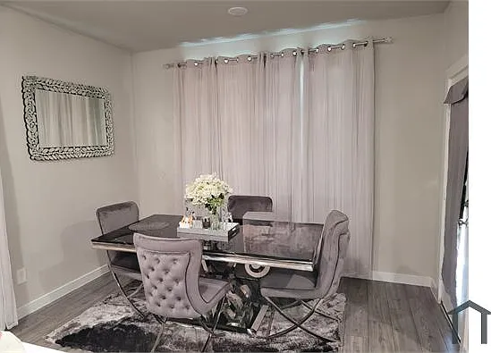 4 bed, $2,700 — Photo 2