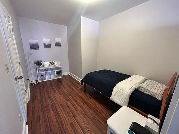 2nd image of 252 South St APT 3