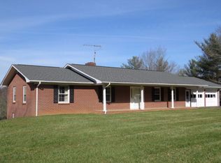 731 Training Center Rd, Hillsville, VA 24343