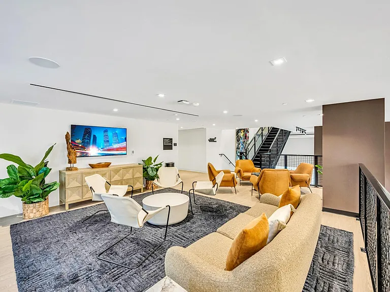 Building's Lounge