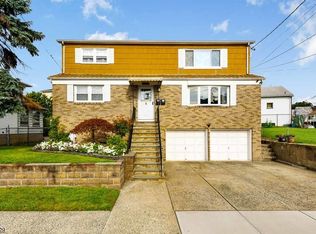 5 N 8th St, Belleville, NJ 07109