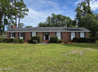 3153 Southwood Dr, Waycross, GA 31503