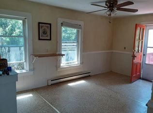 15 Steward St, New London, CT 06320