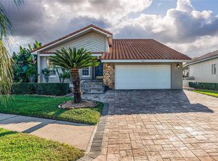 930 Symphony Isles Blvd, Apollo Beach, FL 33572