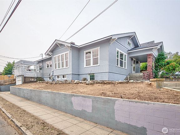 5th image of 423 Kittitas Street