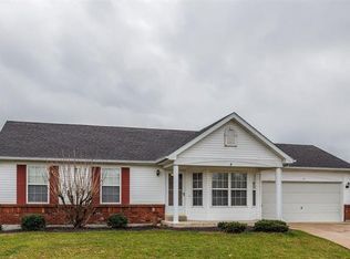 5 Crow Ct, O'Fallon, MO 63366